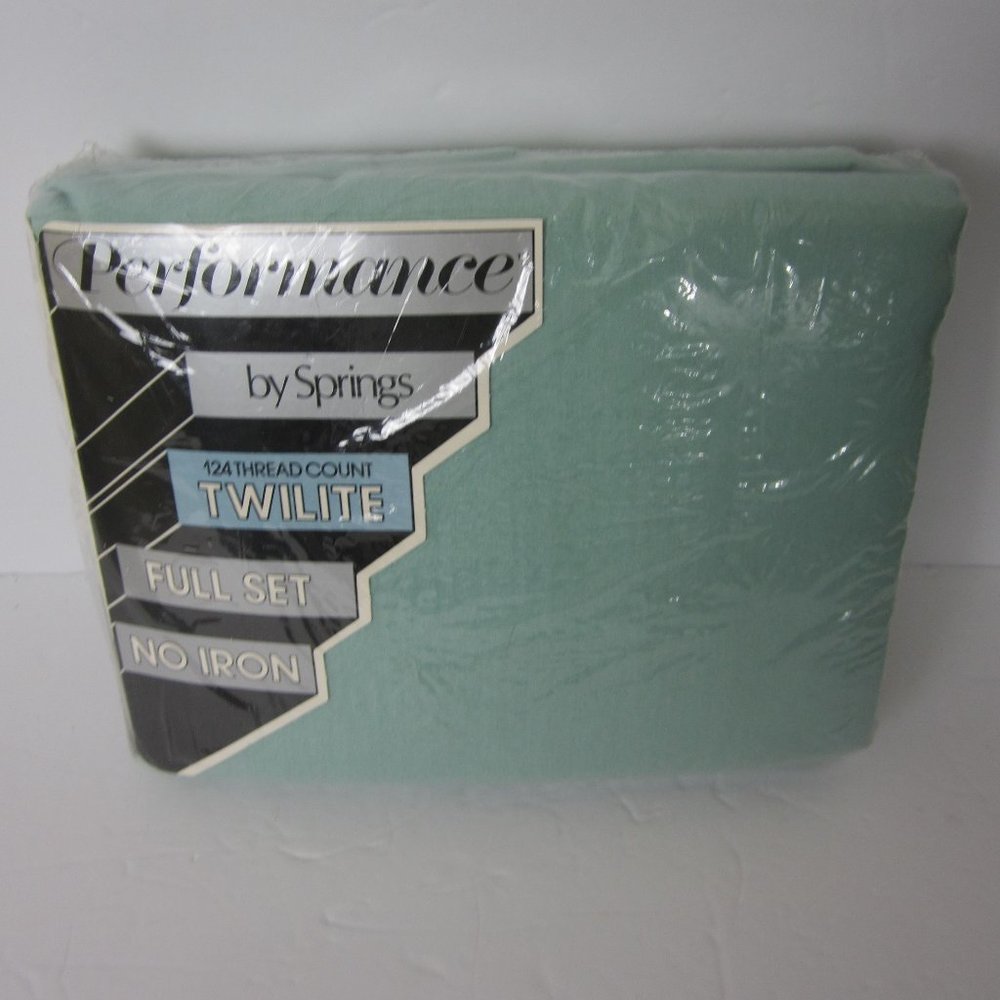 4 Piece Full Size Sheet Set Vintage No Iron Springs NEW